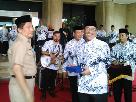 Pencarian PGRI Cilincing - Persatuan Guru Republik Indonesia Cabang Cilincing